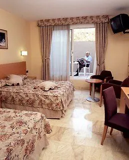 Flor Parks Hotel Barcelona 3*,  Espanha