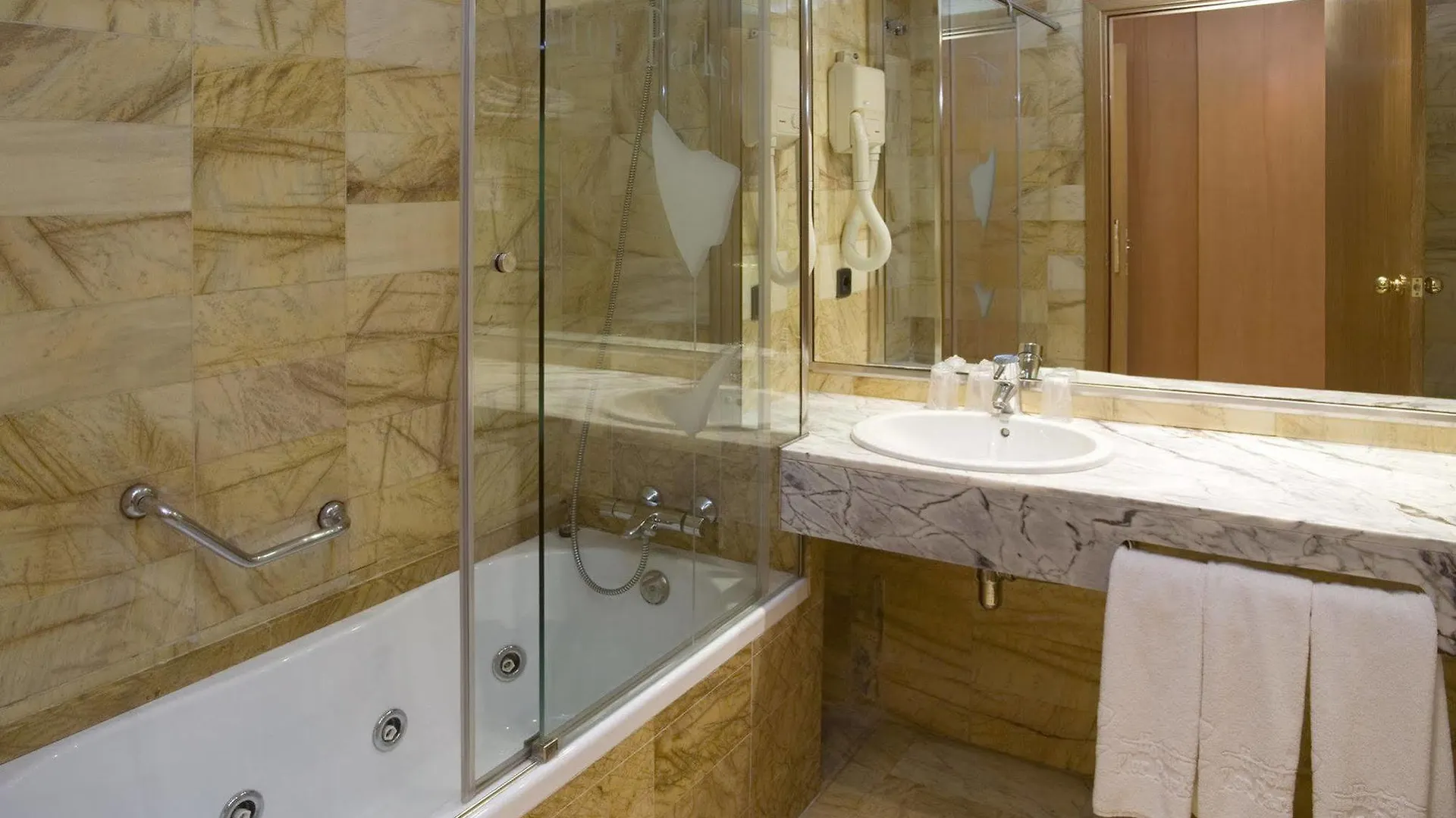 ***  Flor Parks Hotel Barcelona Spain